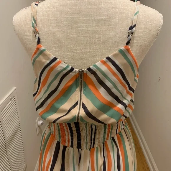 Summer dress small - Picture 3 of 5